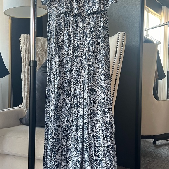 Blue and white strapless maxi dress - Picture 7 of 8